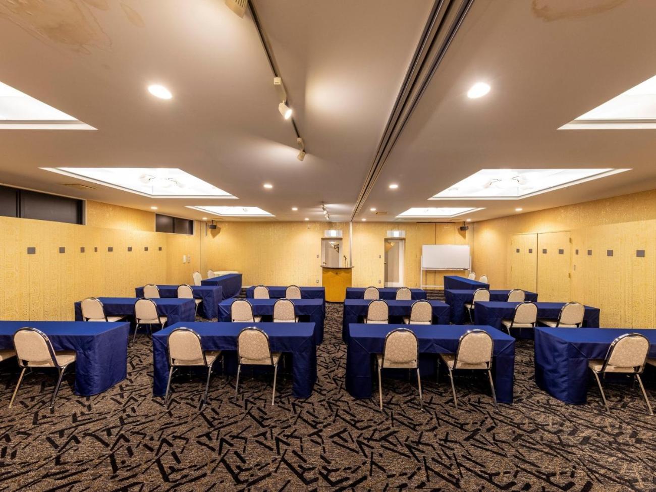 Apa Hotel Kagadaishoji Ekimae Kaga  Buitenkant foto