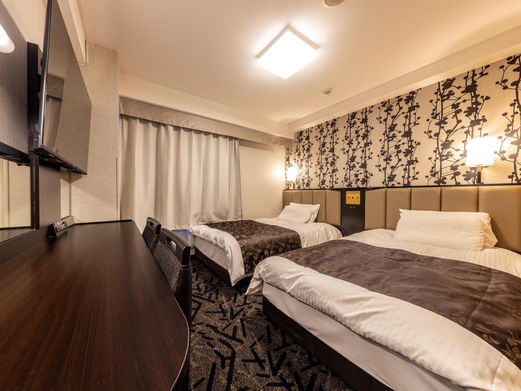 Apa Hotel Kagadaishoji Ekimae Kaga  Buitenkant foto