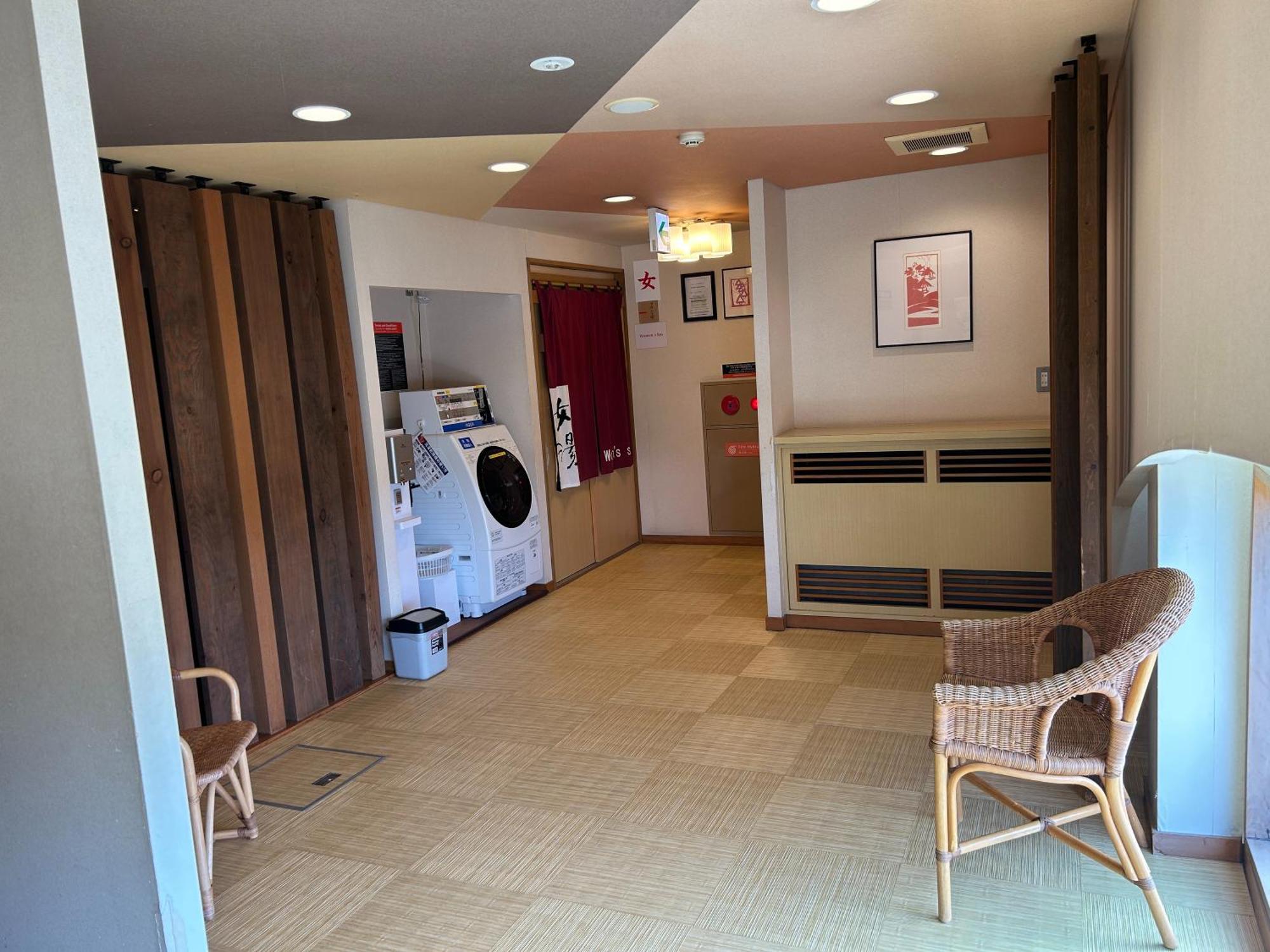 Apa Hotel Kagadaishoji Ekimae Kaga  Buitenkant foto