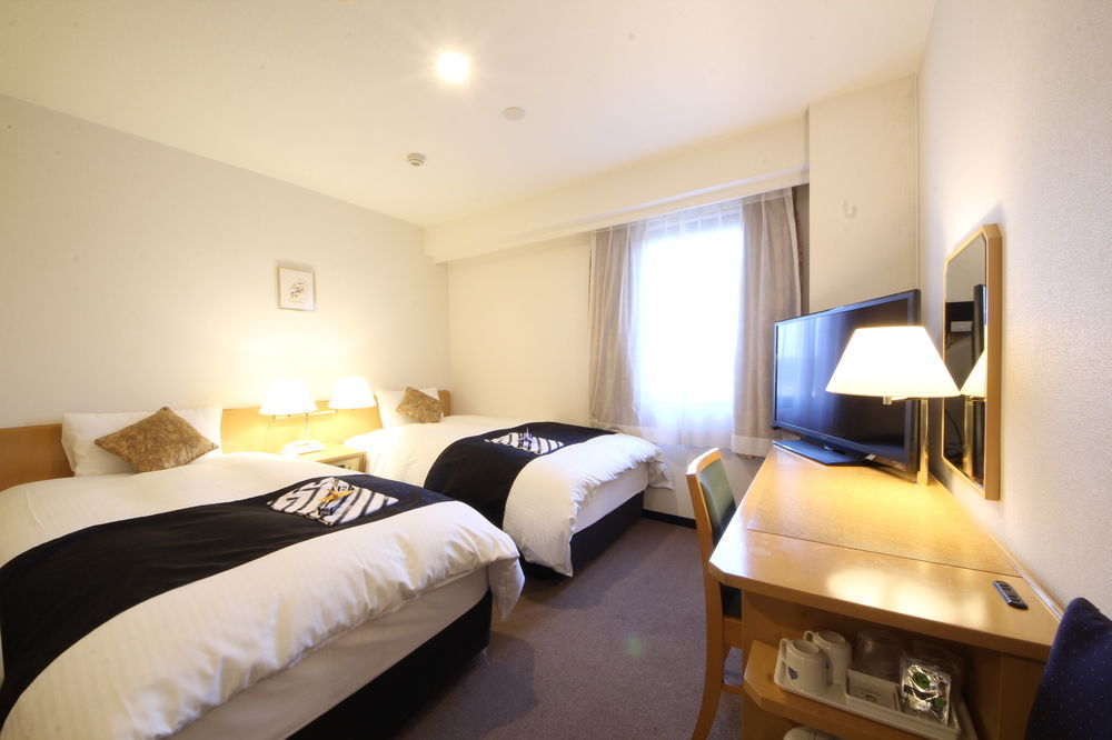 Apa Hotel Kagadaishoji Ekimae Kaga  Buitenkant foto