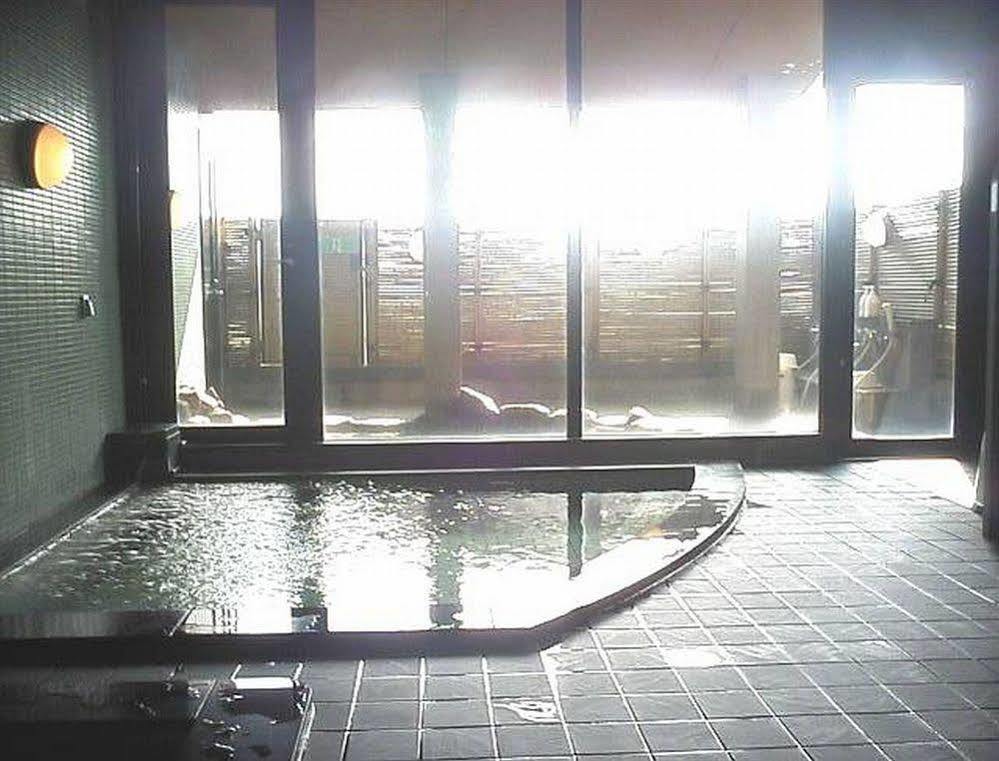 Apa Hotel Kagadaishoji Ekimae Kaga  Buitenkant foto